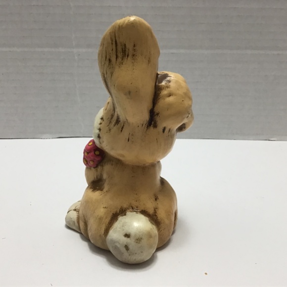 Vintage Adorable sweet Face Ceramic Bunny With Pink Flowers Signed Korea - Picture 5 of 7